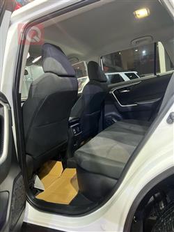 تۆیۆتا ڕاڤ 4